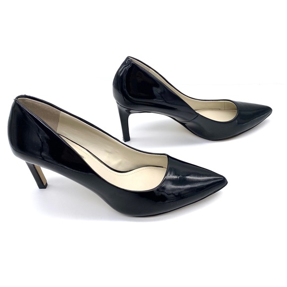 EUC BCBGeneration BG-Pretty Patent Black Pumps, 6/36 - Picture 4 of 15